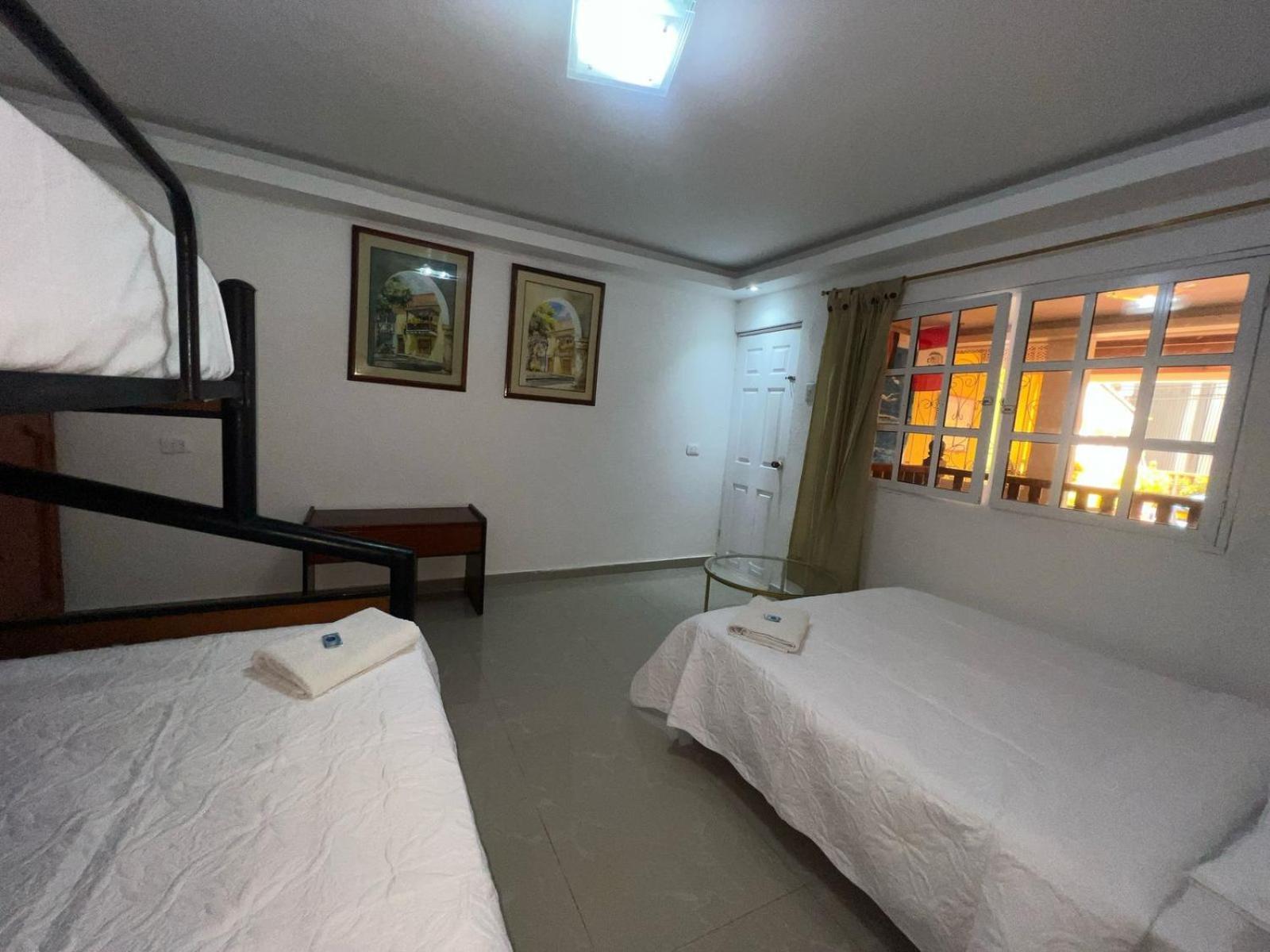 Hostal Casa De Las Americas Cartagena Екстер'єр фото