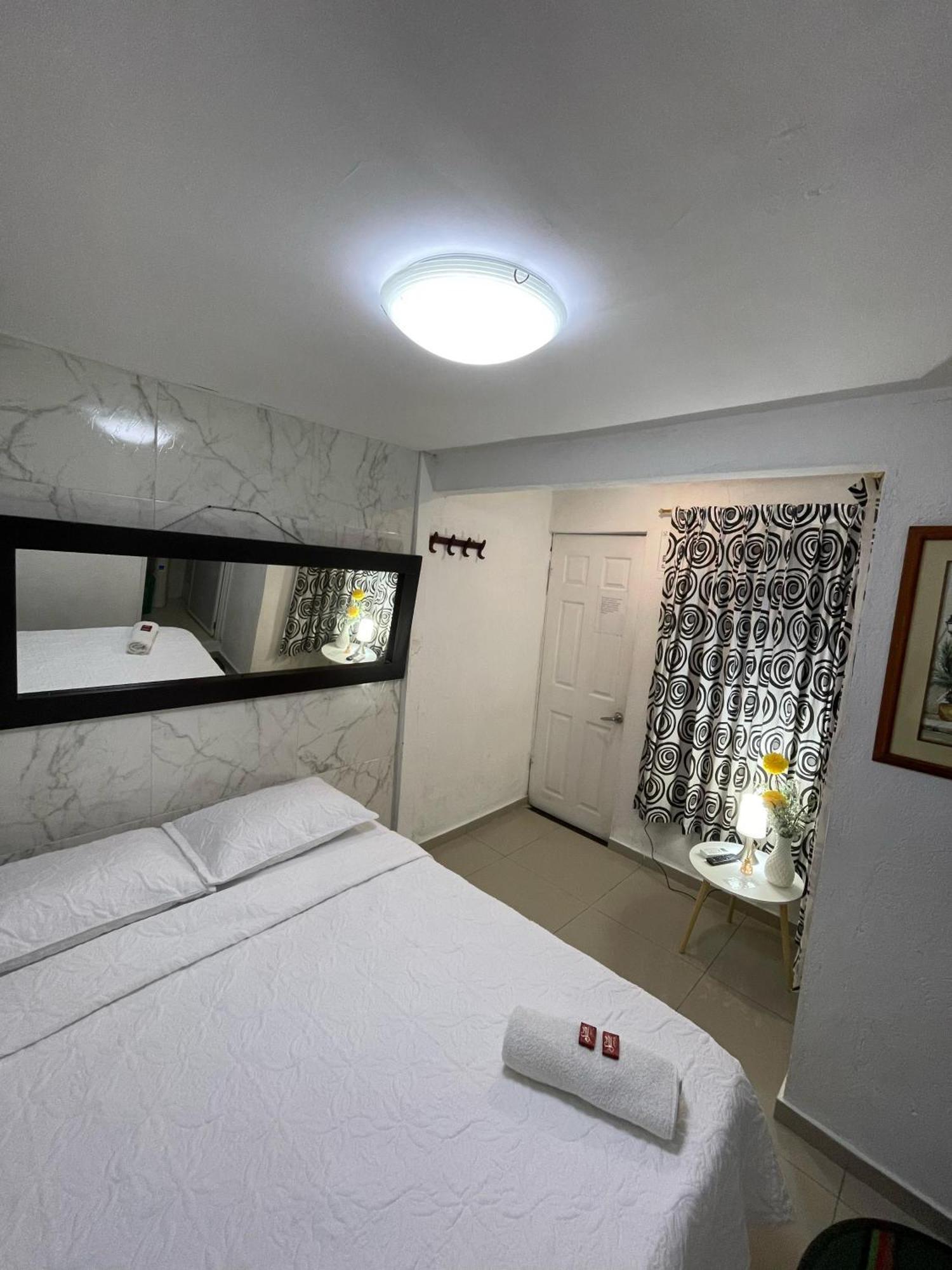 Hostal Casa De Las Americas Cartagena Екстер'єр фото