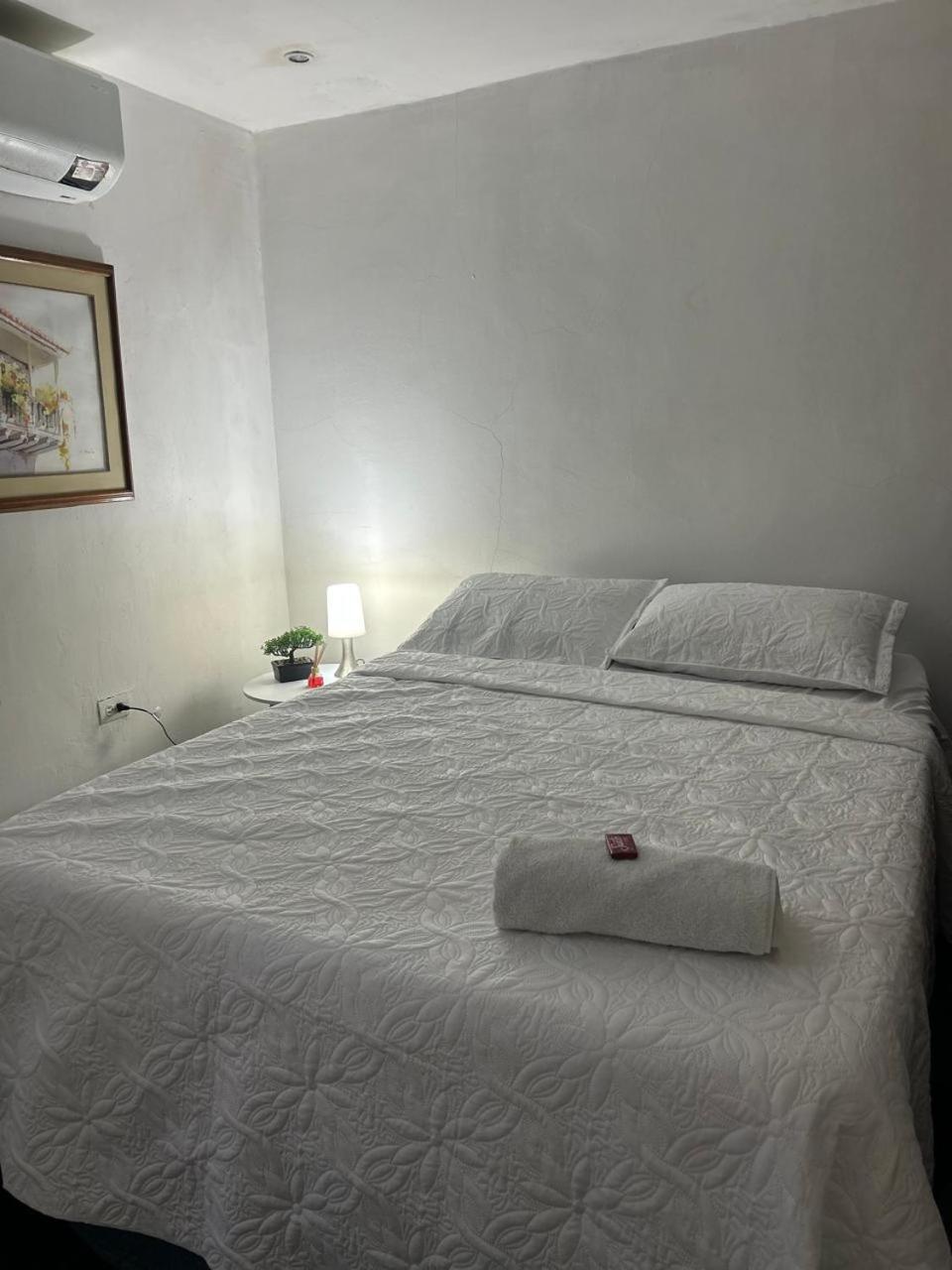 Hostal Casa De Las Americas Cartagena Екстер'єр фото